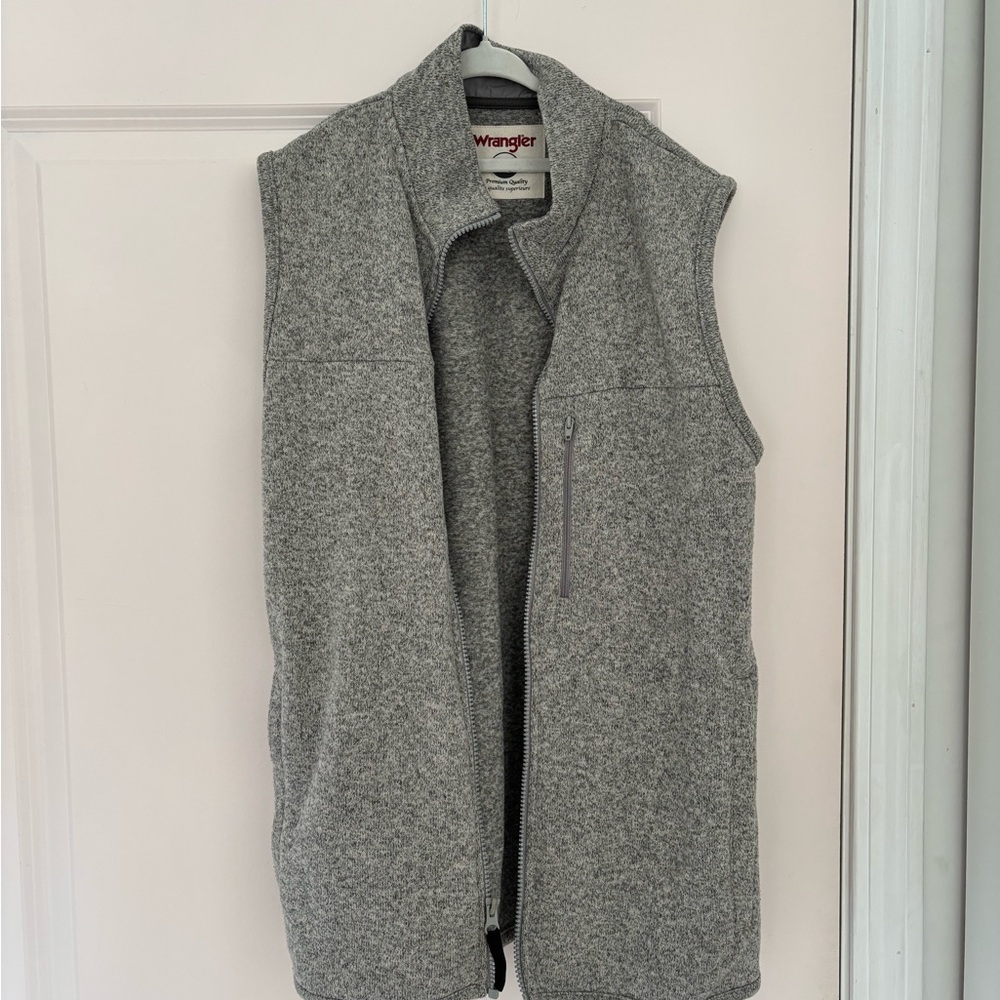 Wrangler Men's Zip-Up Gray Sweater Vest